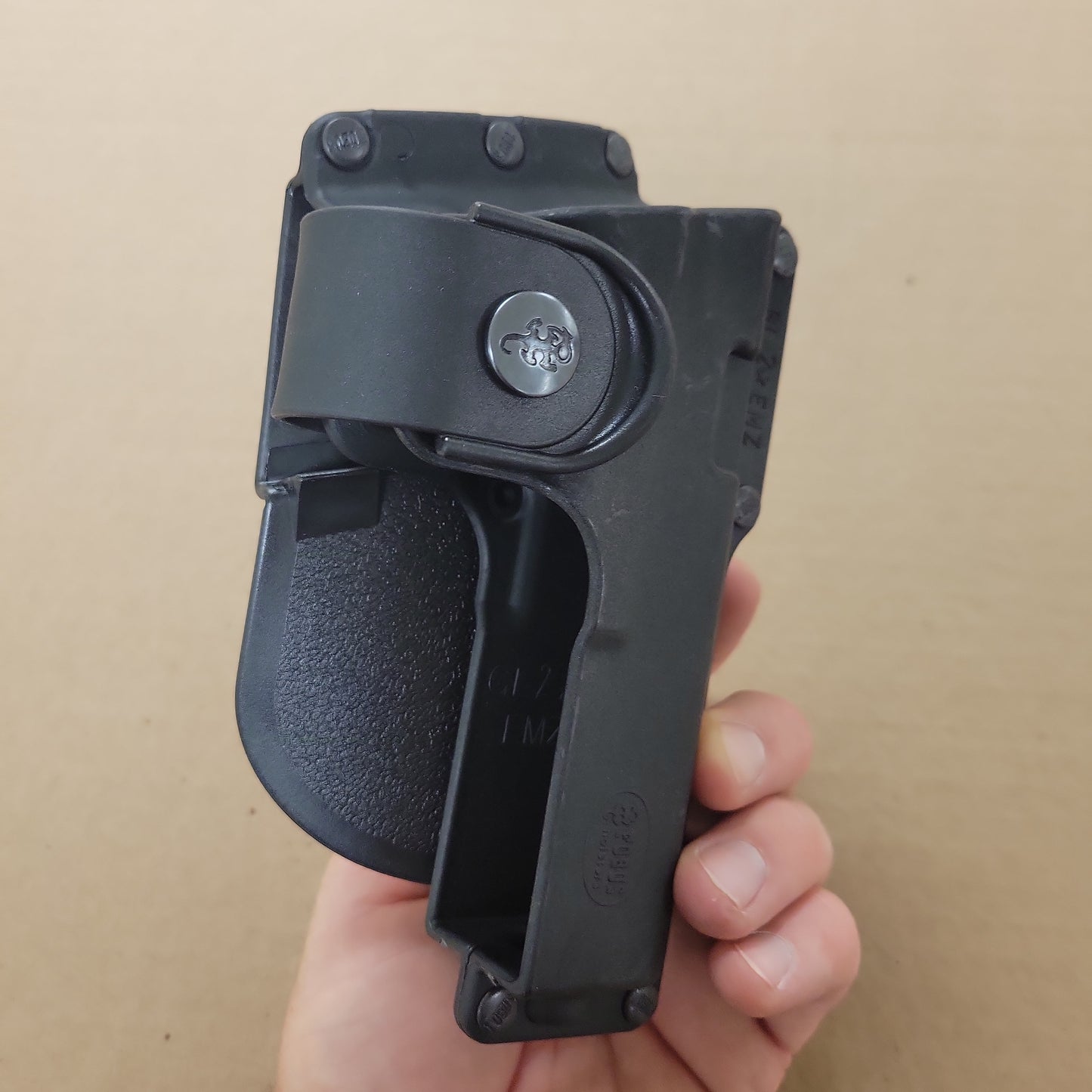 Fobus Paddle Holster Right Hand for Glock 17/22/31 with Tac light GLT17