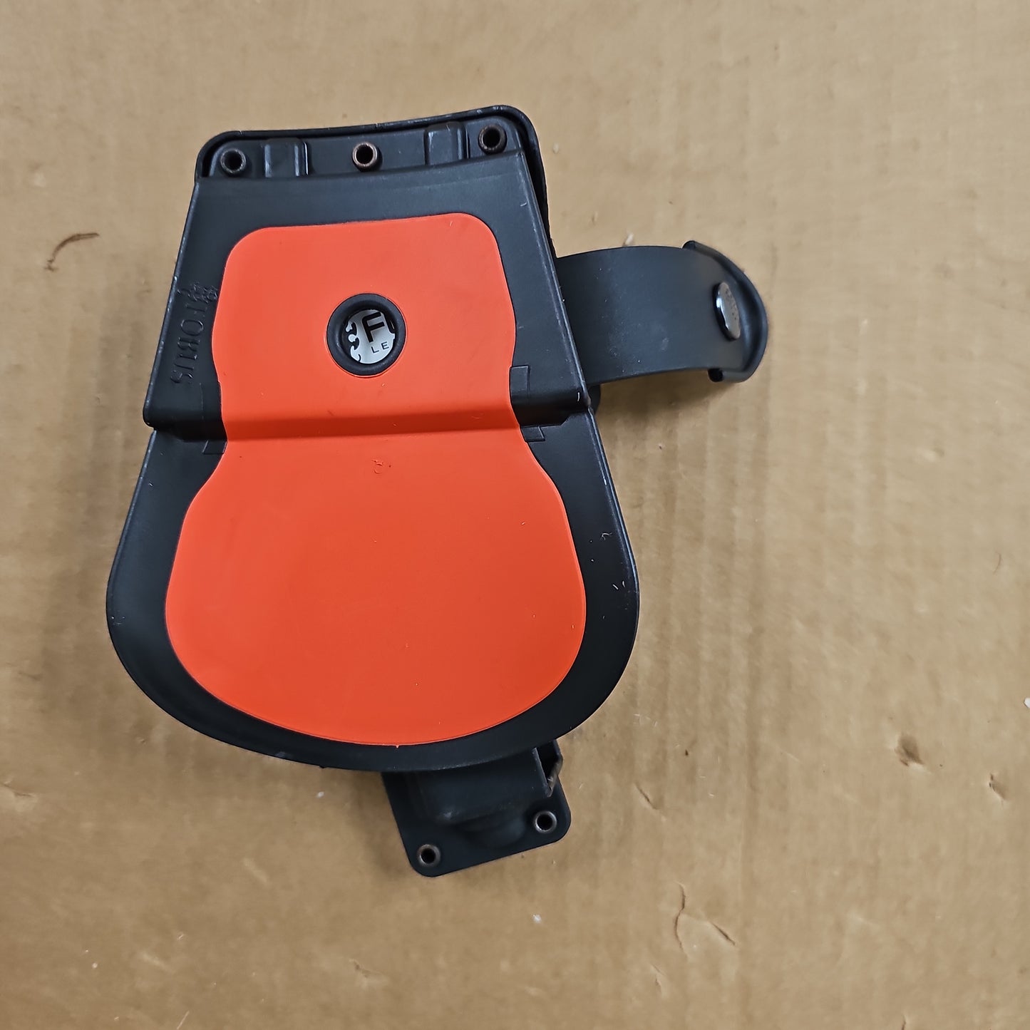 HOLSTER: FOBUS PADDLE RH, GL17/22/31,SW M&P 9/40 w/LIGHT RBT17