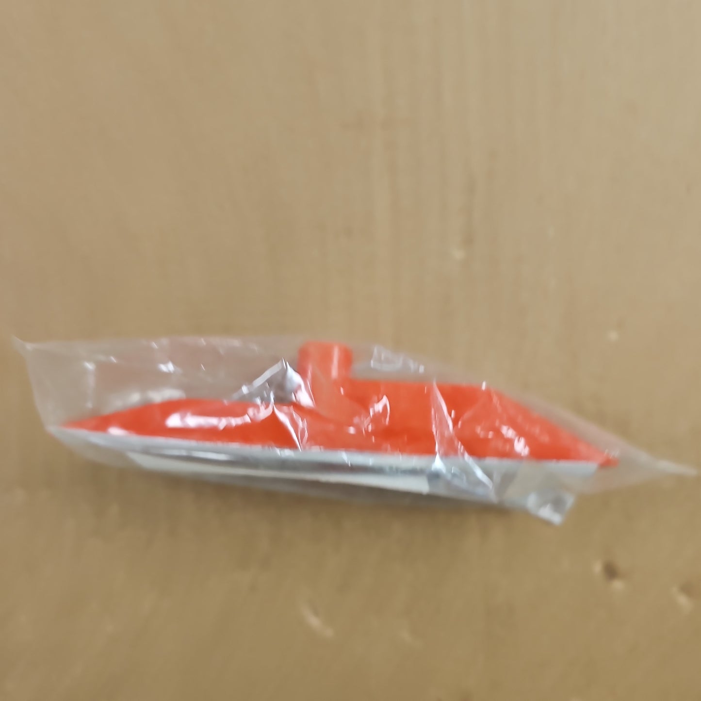 DOUBLE-SIDED PLASTIC WEDGE FOR AUTO DOOR OPENING AO60