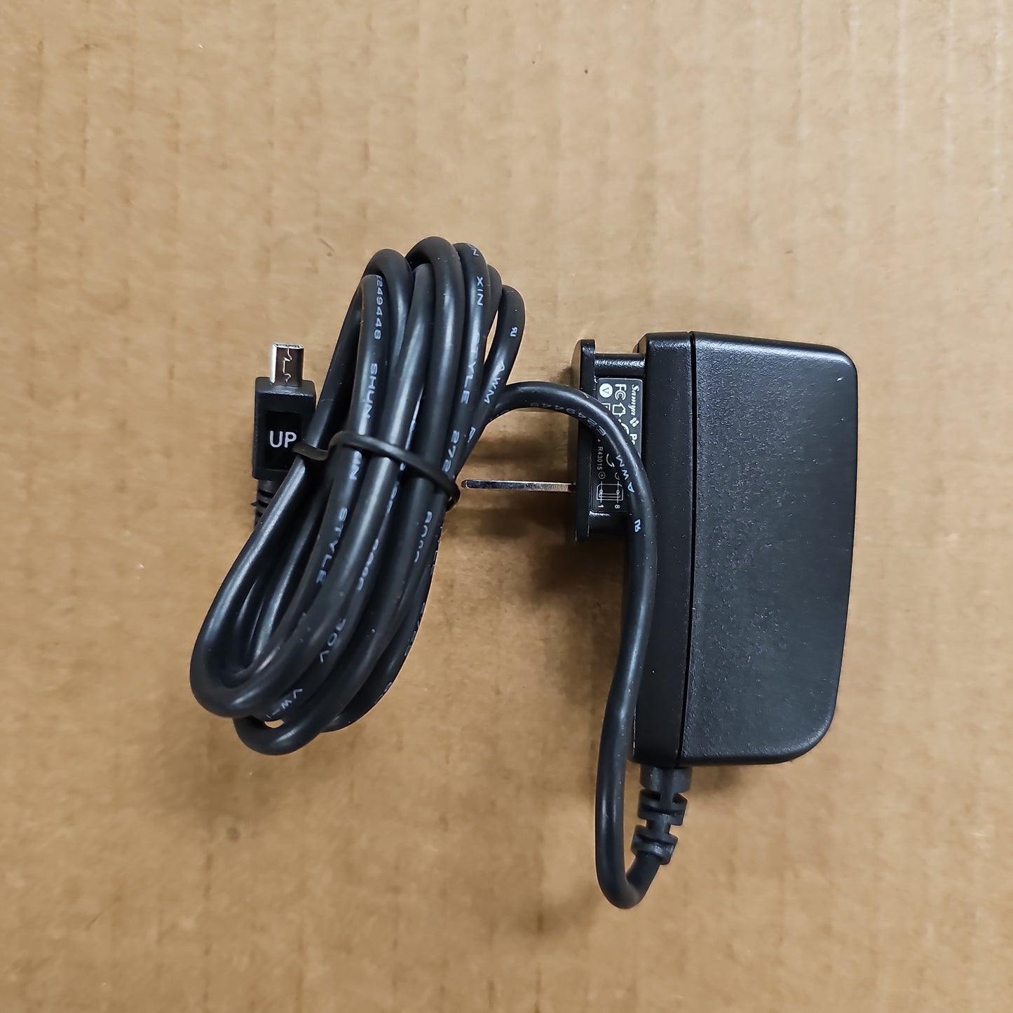110v wall adapter for a LE2/LE3/LE4 camera 31