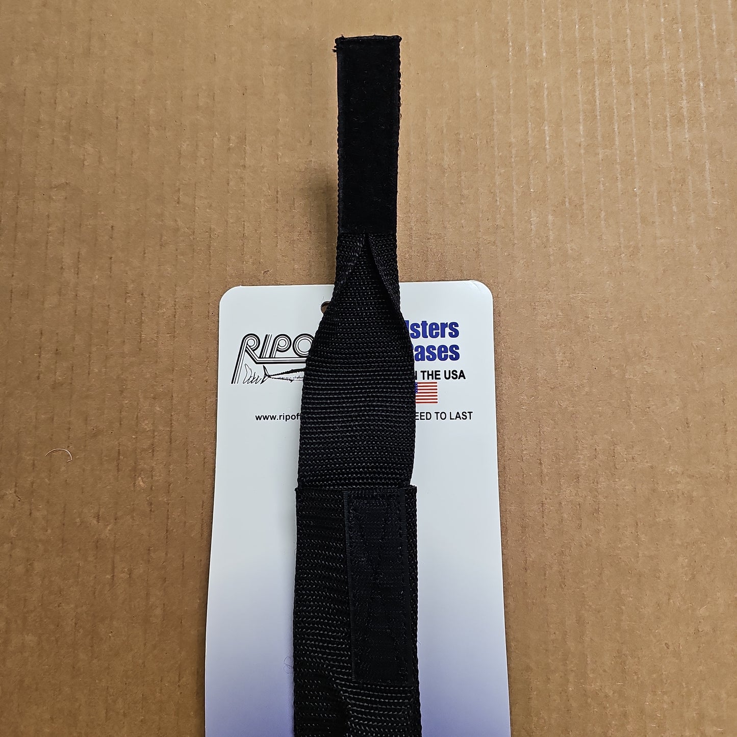 FLASHLIGHT HOLDER: NYLON, CLIP-ON, 6R/STINGER CO-31