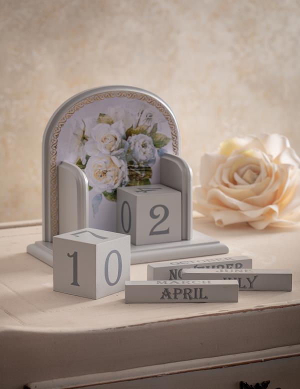 Winchester White Roses Perpetual Calendar 33395