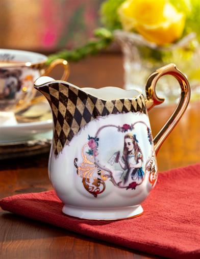 Alice In Wonderland Creamer 34356