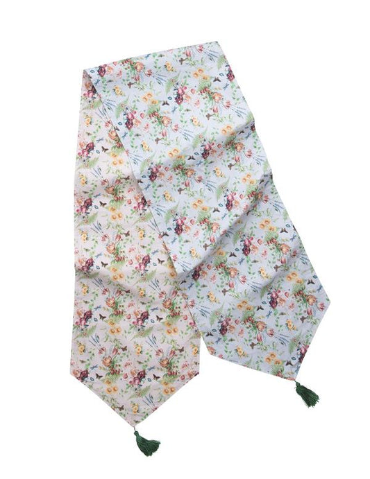 Secret Garden Table Runner 34488