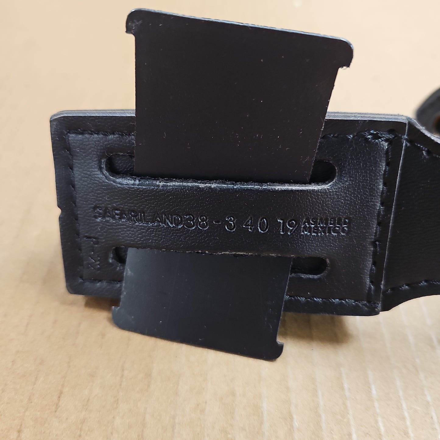 IRRITANT HOLDER: COV. BP, FIT; MK6 38-3-2