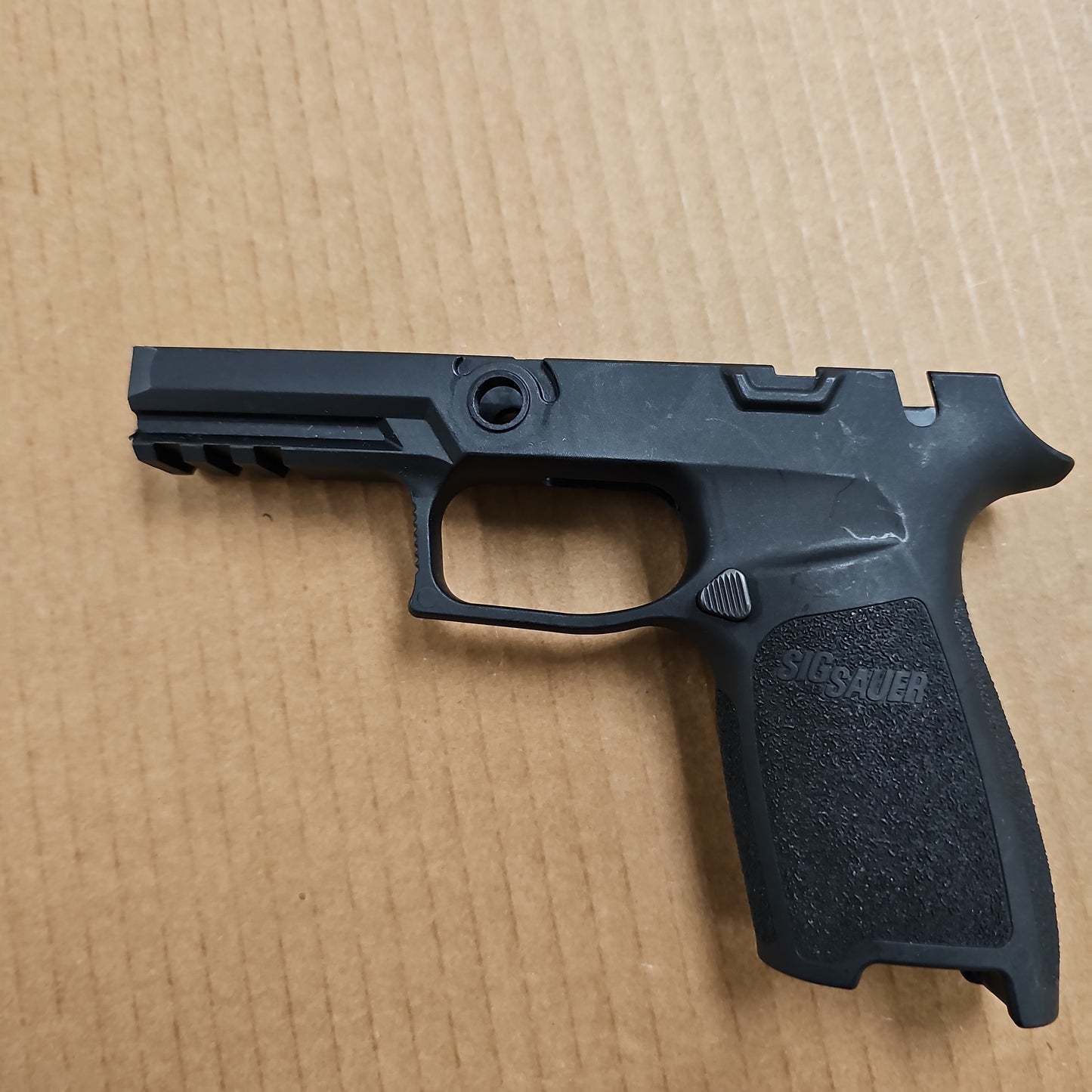 Grip Module: Sig P320 Carry Size, 9/40/357, Blk, Med w/ safe GRIP-MMS-CA-943-M-BK