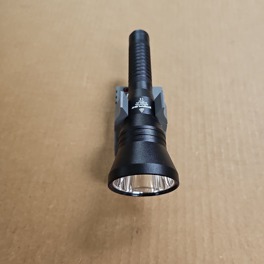Flashlight: Strion LED HPL, DC Charger 74504
