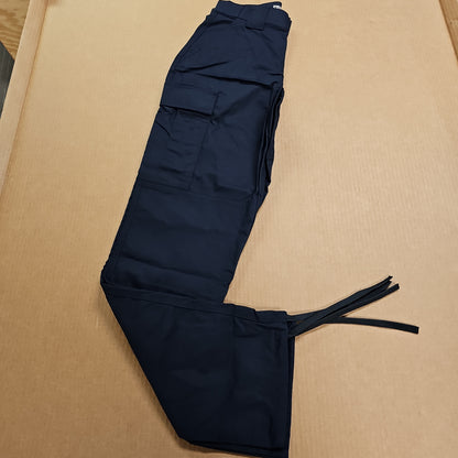5.11 Tactical TacLite TDU Pants in Navy - Medium/Long for Durability