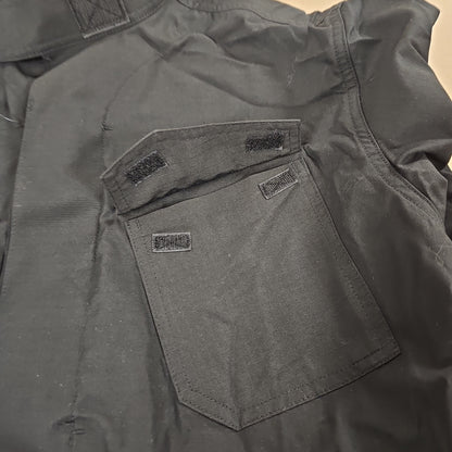 5.11 Tactical Quantum TDU Long Sleeve Shirt in Black, Size Medium 72506-019
