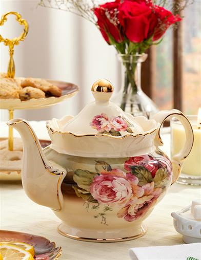Victorian Rose Crowned Teapot 31738