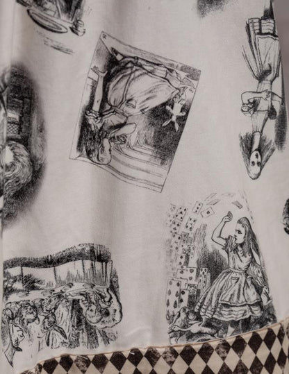 Alice In Wonderland Apron 33558