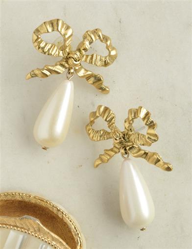Gilded Bow Earrings 34597